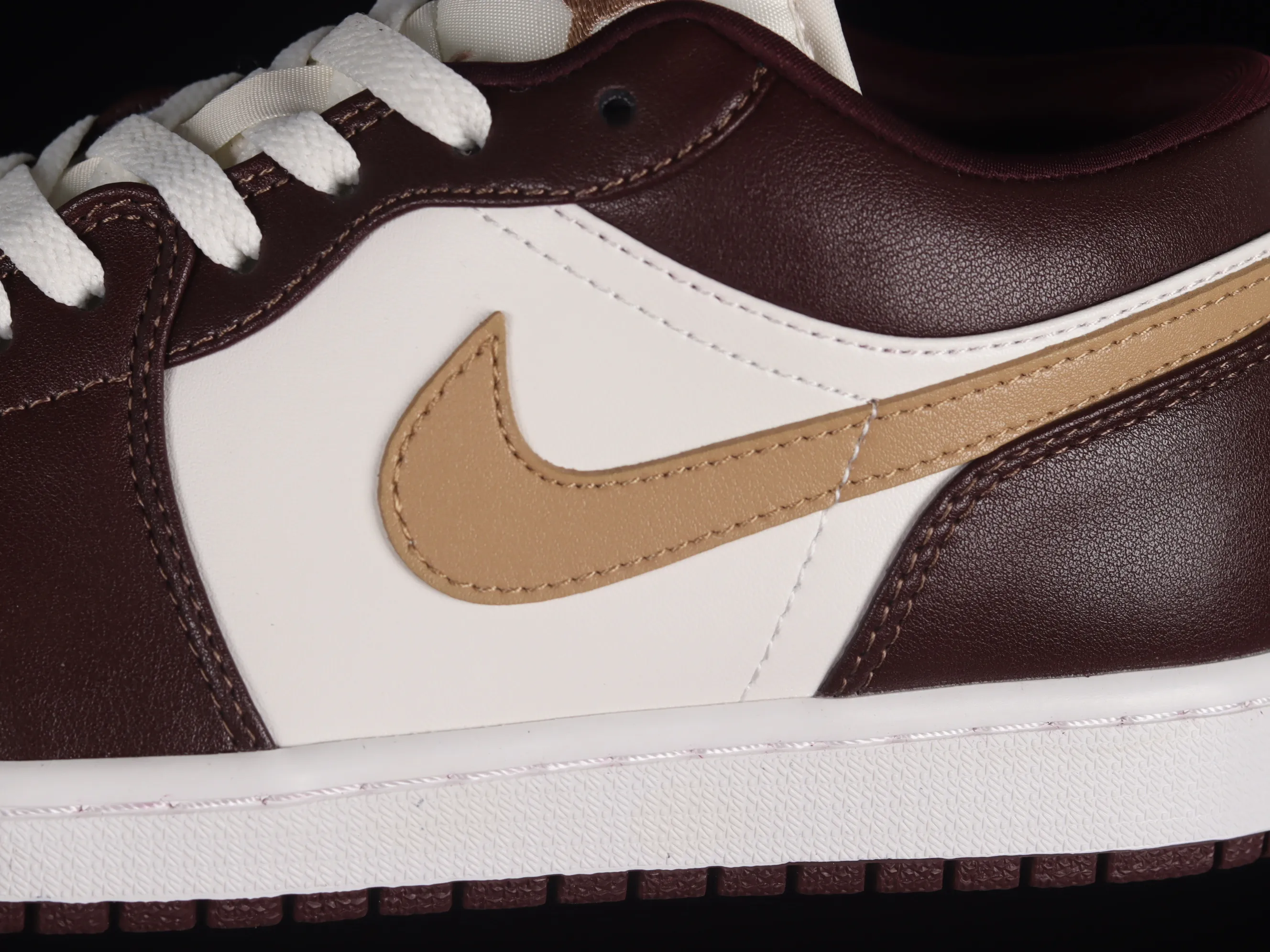 All categories Air Jordan Jordan series basketball shoes Air Jordan 1 Low Z version Air Jordan 1 Low AJ1 Joe 1 white coffee color low-top cultural casual sneakers DC0774-200